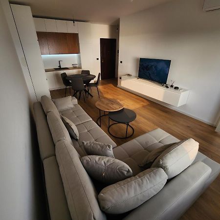 Cloud 10 Apartment Vlorë Esterno foto