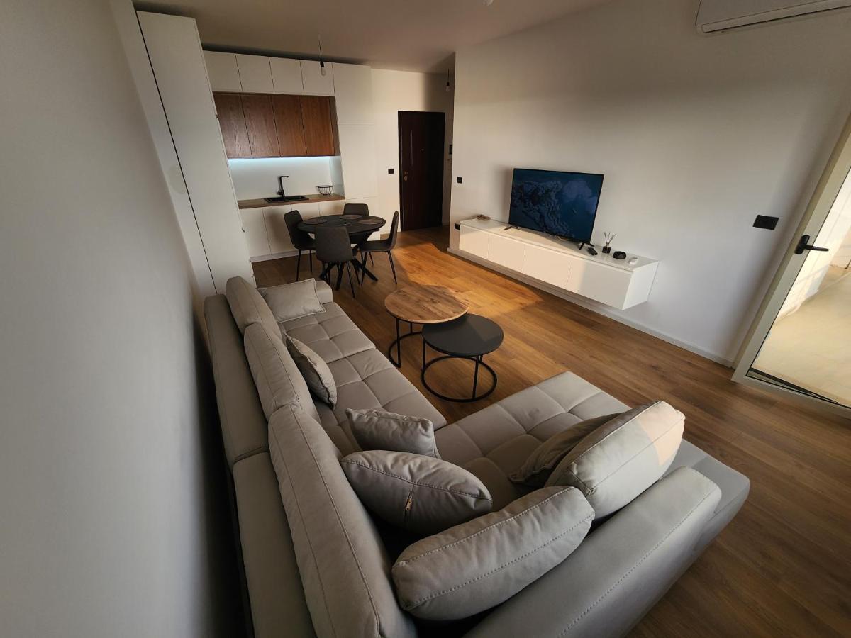 Cloud 10 Apartment Vlorë Esterno foto