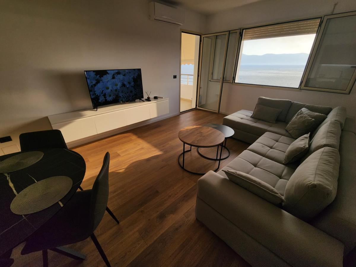 Cloud 10 Apartment Vlorë Esterno foto
